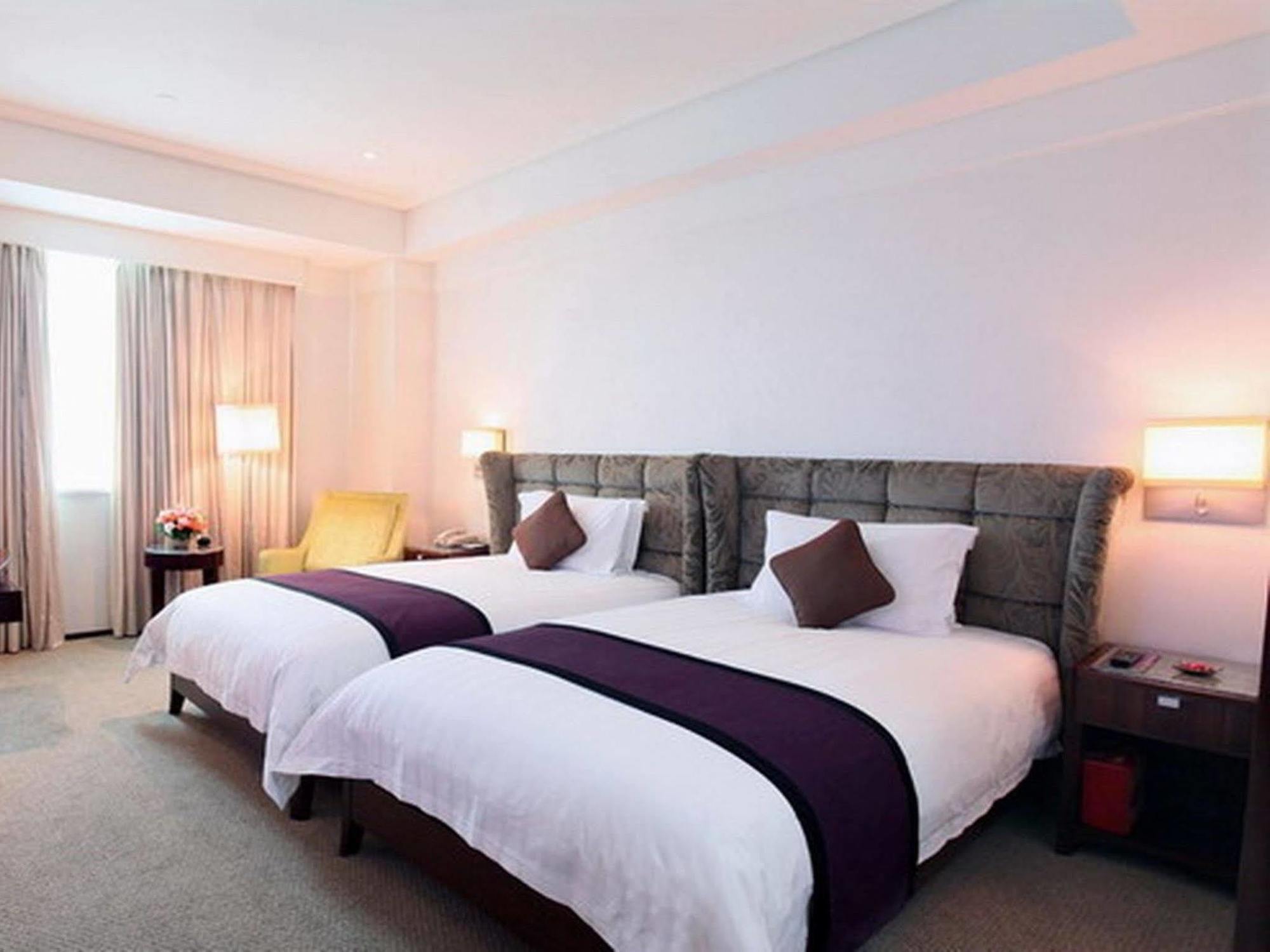 Harriway Garden Hotel Houjie Донгуан Екстериор снимка